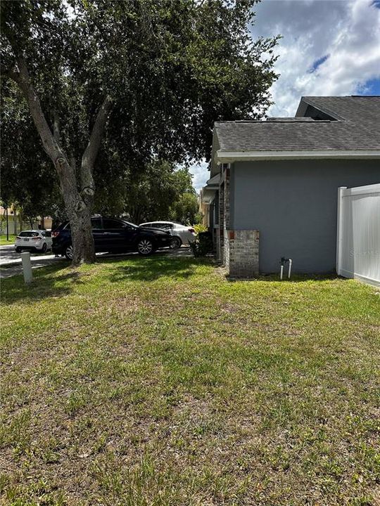 For Sale: $415,000 (4 beds, 2 baths, 1962 Square Feet)