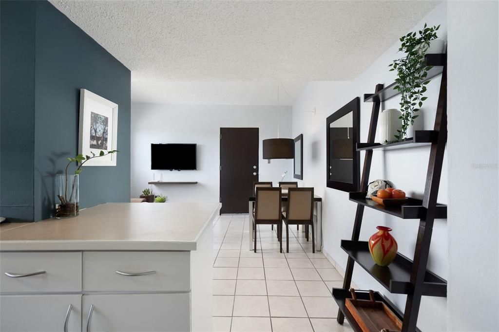 В аренду: $2,000 (2 спален, 1 ванн, 598 Квадратных фут)