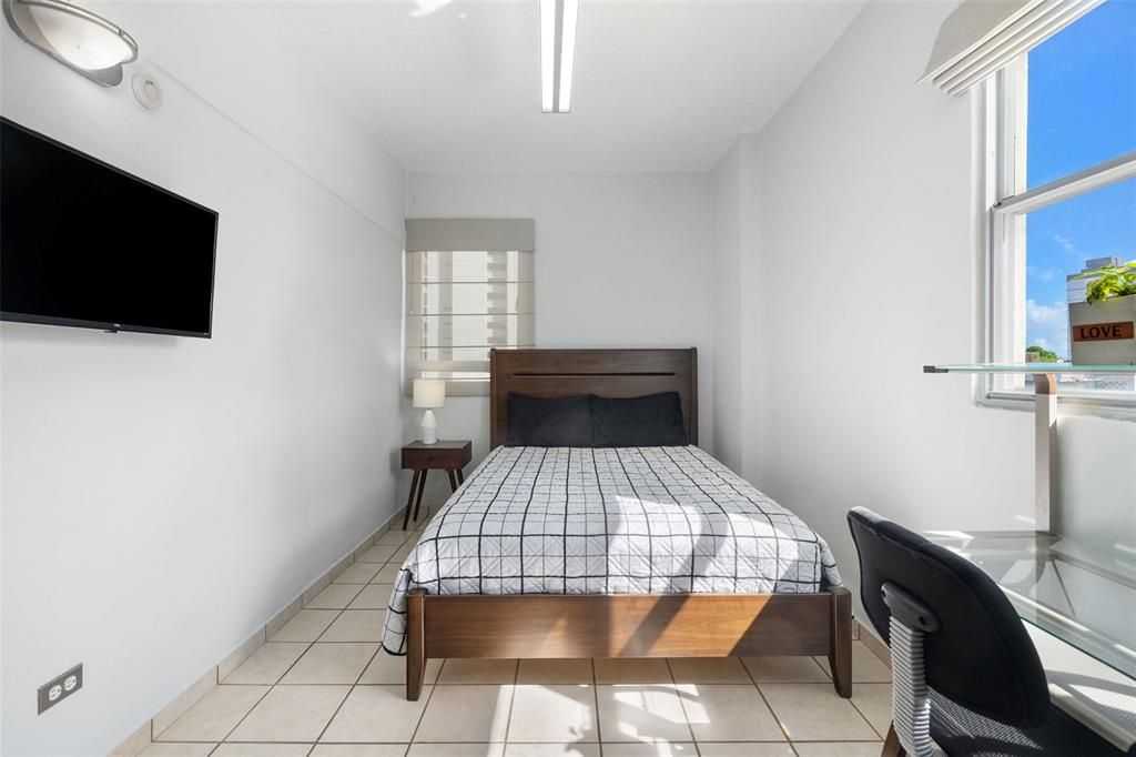 В аренду: $2,000 (2 спален, 1 ванн, 598 Квадратных фут)