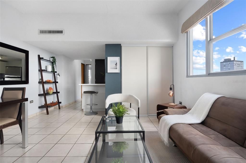 В аренду: $2,000 (2 спален, 1 ванн, 598 Квадратных фут)