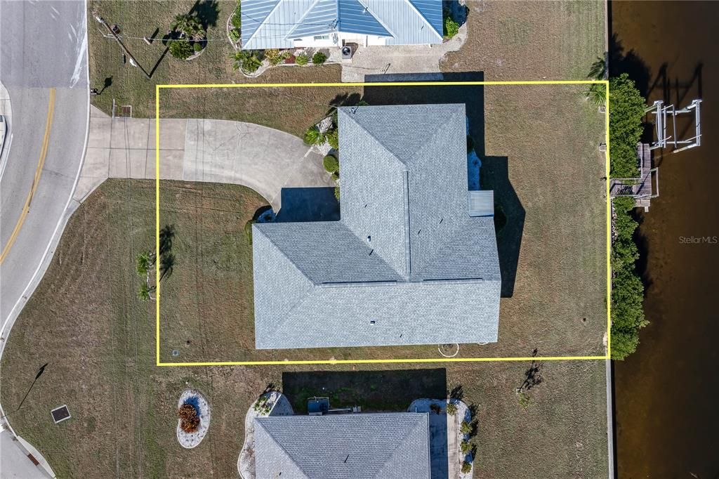 合同活跃: $395,000 (2 贝兹, 2 浴室, 1502 平方英尺)