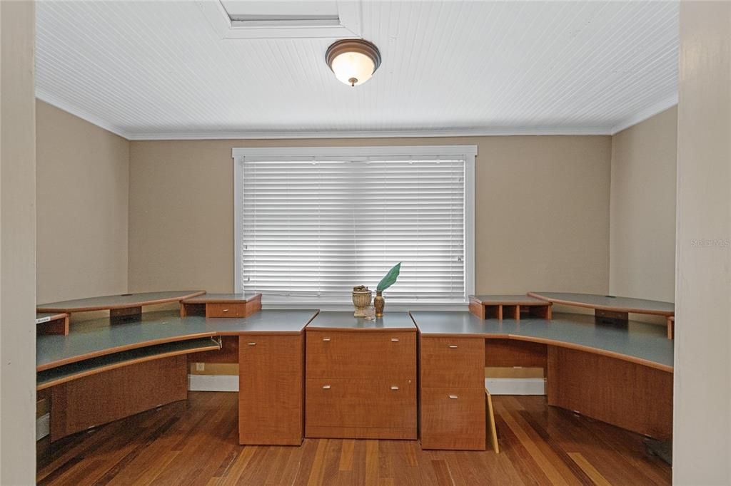 En Venta: $410,000 (4 camas, 1 baños, 1386 Pies cuadrados)