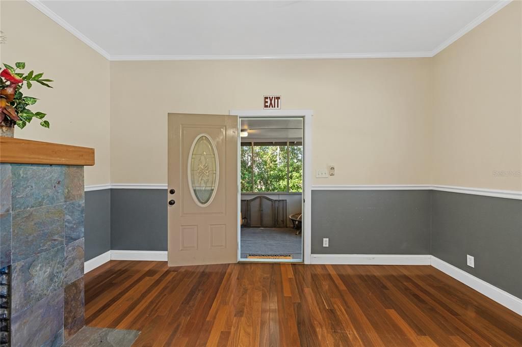 En Venta: $410,000 (4 camas, 1 baños, 1386 Pies cuadrados)