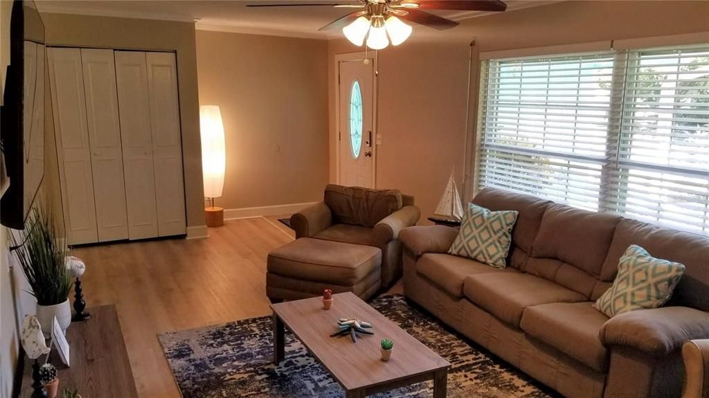 For Sale: $499,000 (3 beds, 2 baths, 1780 Square Feet)