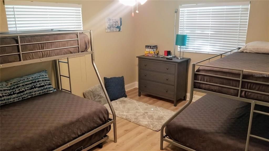 For Sale: $499,000 (3 beds, 2 baths, 1780 Square Feet)