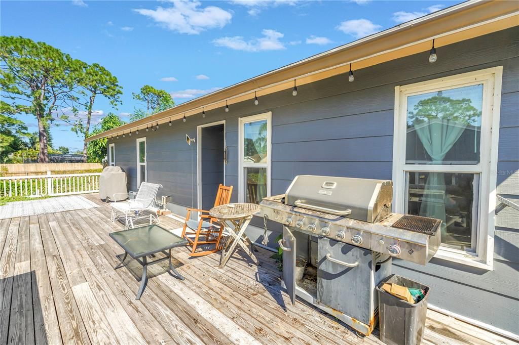 For Sale: $375,000 (3 beds, 1 baths, 1240 Square Feet)