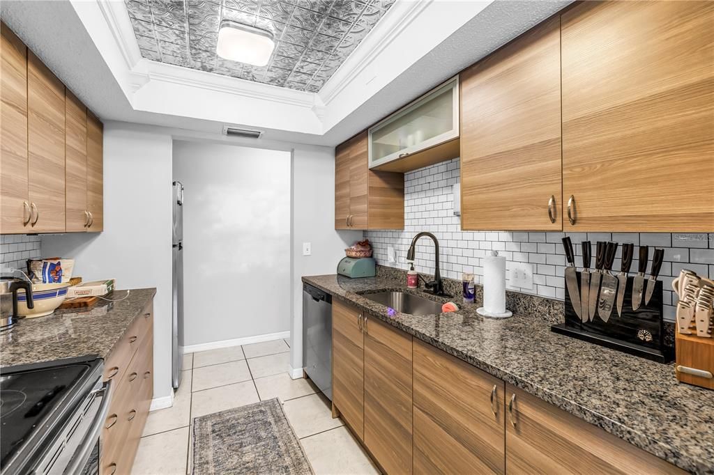 For Sale: $375,000 (3 beds, 1 baths, 1240 Square Feet)