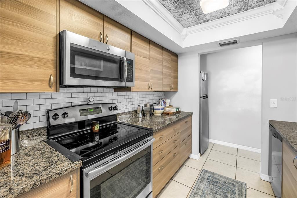 For Sale: $375,000 (3 beds, 1 baths, 1240 Square Feet)