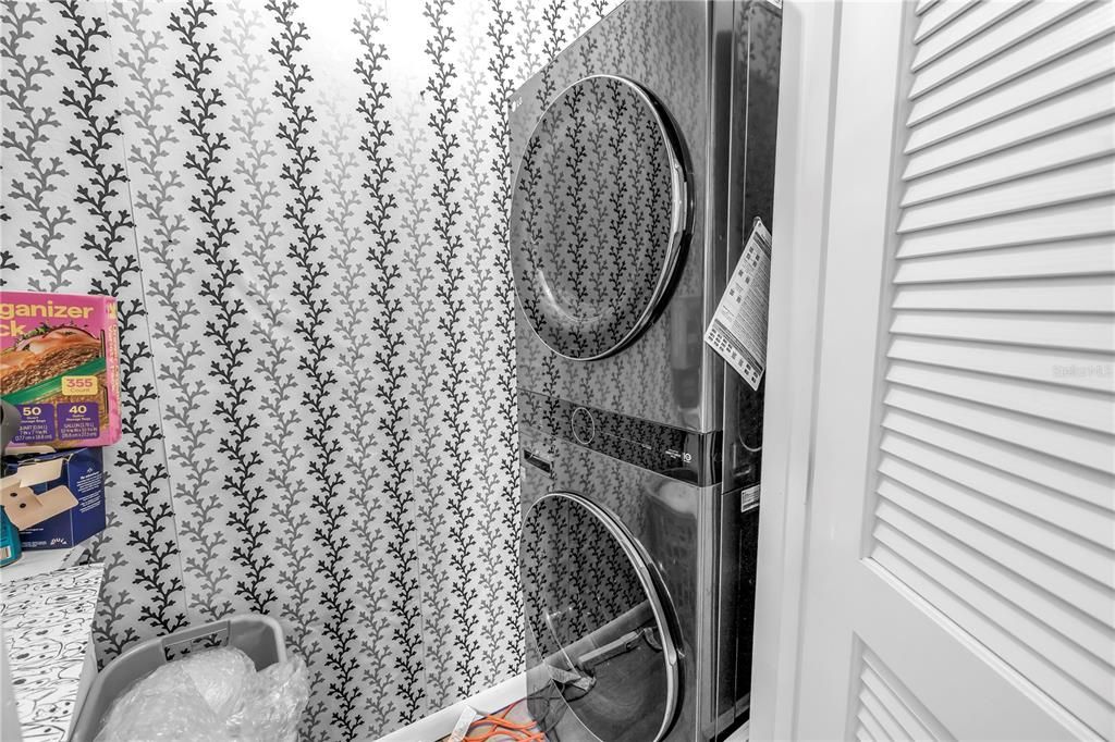 For Sale: $375,000 (3 beds, 1 baths, 1240 Square Feet)