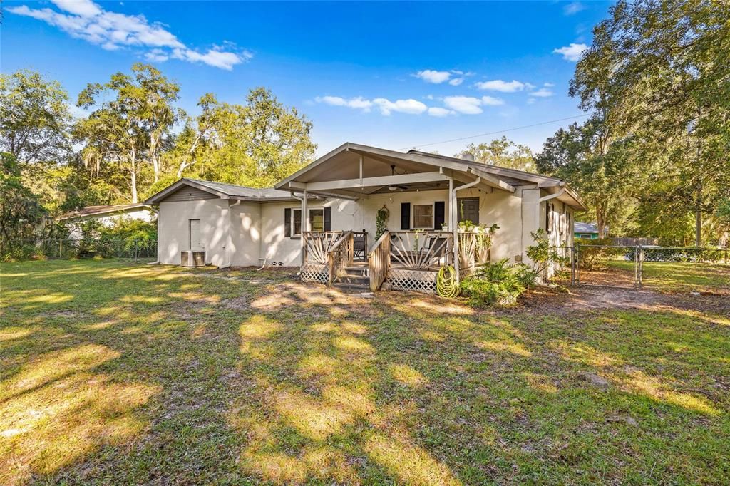 Active With Contract: $289,900 (3 beds, 1 baths, 1246 Square Feet)