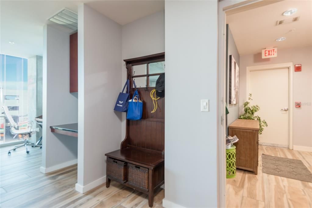 На продажу: $650,000 (2 спален, 2 ванн, 1309 Квадратных фут)