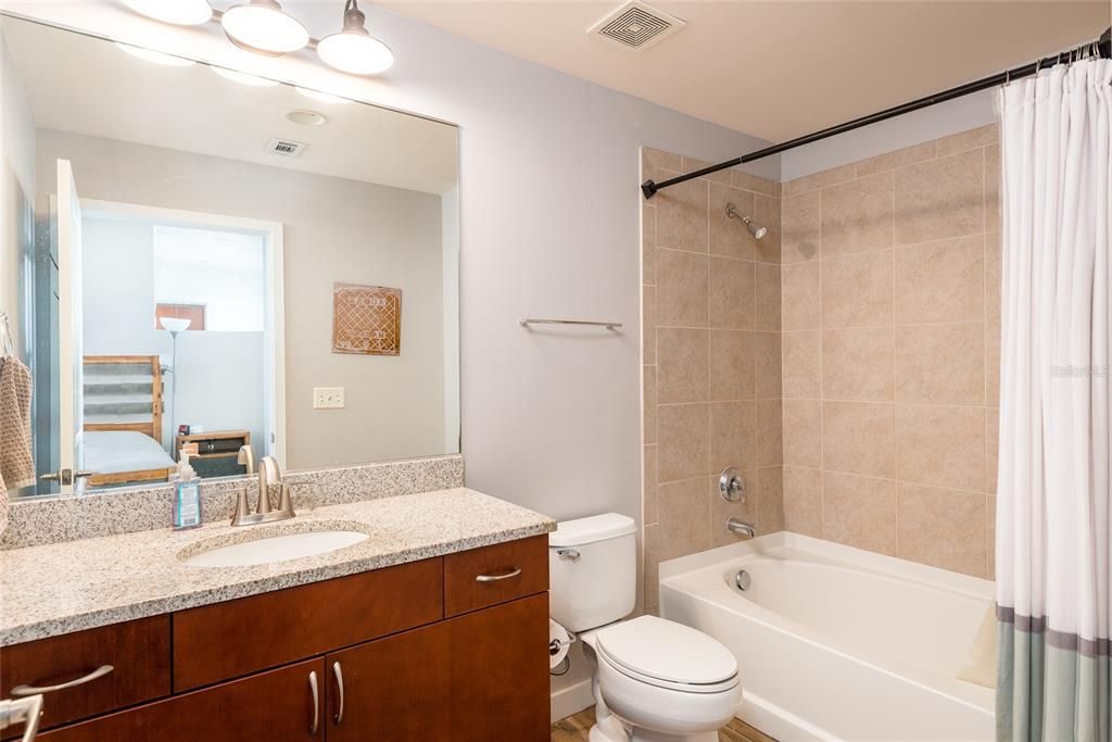 На продажу: $650,000 (2 спален, 2 ванн, 1309 Квадратных фут)