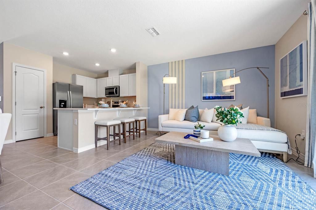 Active With Contract: $315,990 (3 beds, 2 baths, 1463 Square Feet)