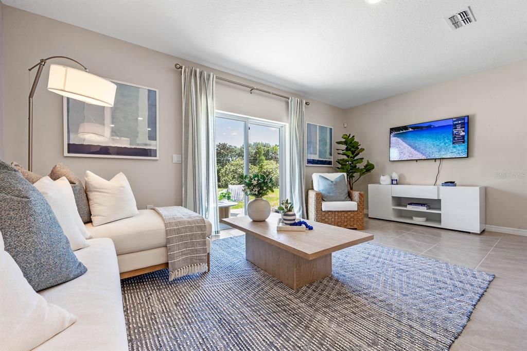 Active With Contract: $315,990 (3 beds, 2 baths, 1463 Square Feet)