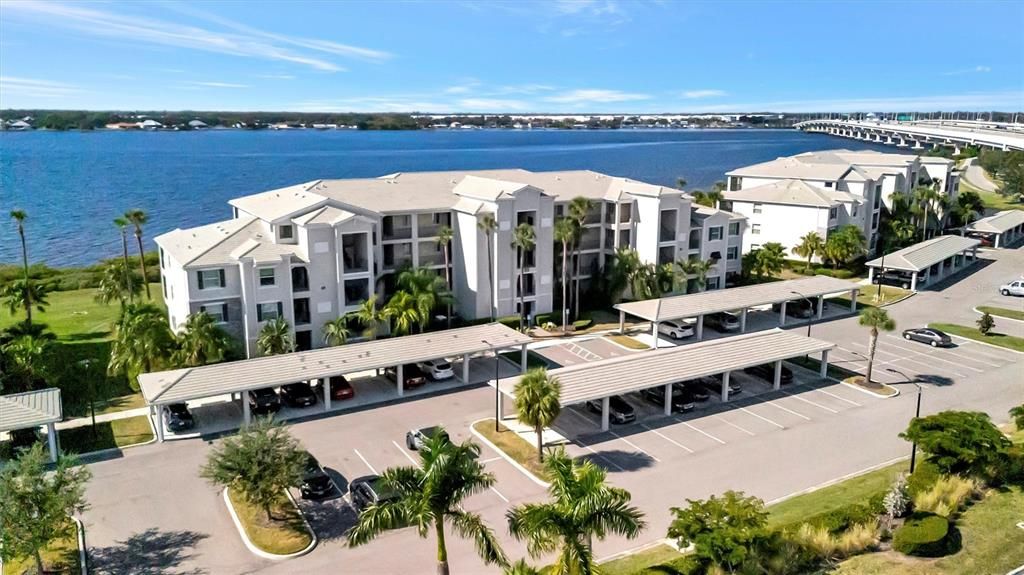 For Sale: $399,999 (2 beds, 2 baths, 1232 Square Feet)