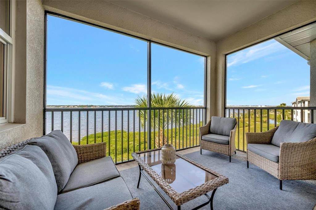 For Sale: $399,999 (2 beds, 2 baths, 1232 Square Feet)