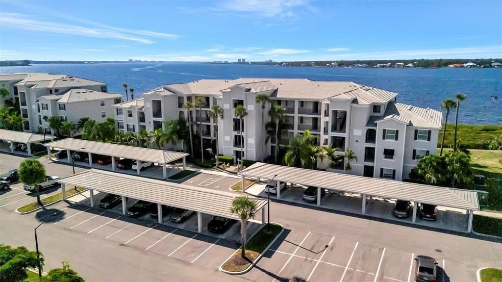 For Sale: $399,999 (2 beds, 2 baths, 1232 Square Feet)