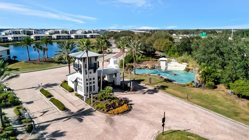 For Sale: $399,999 (2 beds, 2 baths, 1232 Square Feet)