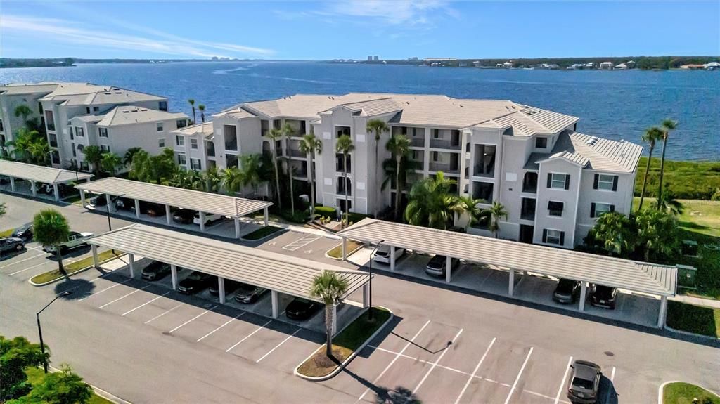 For Sale: $399,999 (2 beds, 2 baths, 1232 Square Feet)