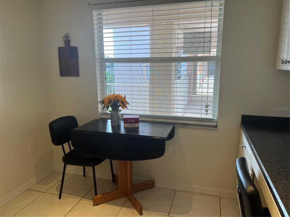 For Rent: $3,495 (2 beds, 2 baths, 1042 Square Feet)