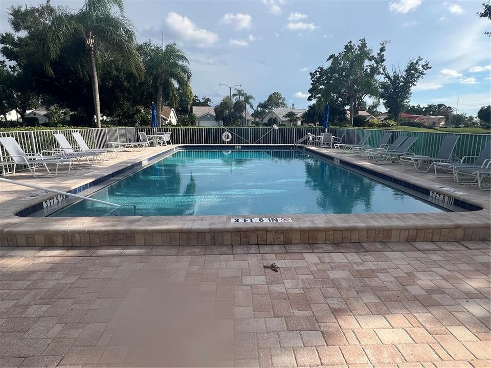 For Rent: $3,495 (2 beds, 2 baths, 1042 Square Feet)