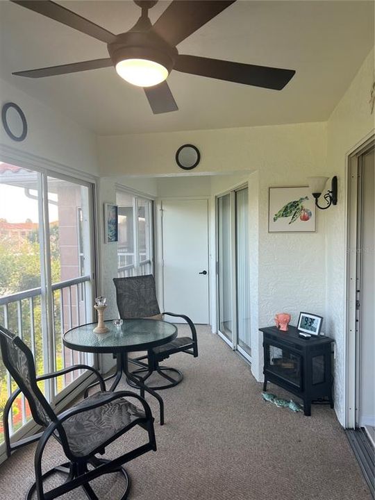 For Rent: $3,495 (2 beds, 2 baths, 1042 Square Feet)