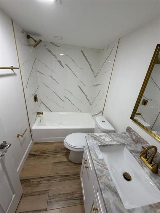 Active With Contract: $2,695 (3 beds, 2 baths, 1562 Square Feet)