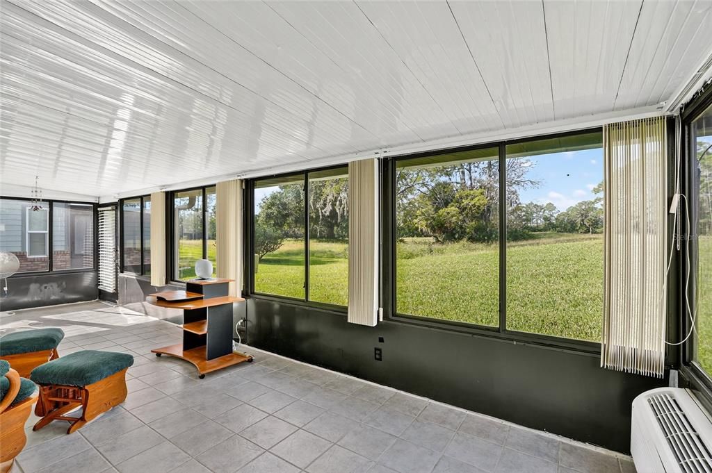 На продажу: $195,000 (2 спален, 2 ванн, 1189 Квадратных фут)