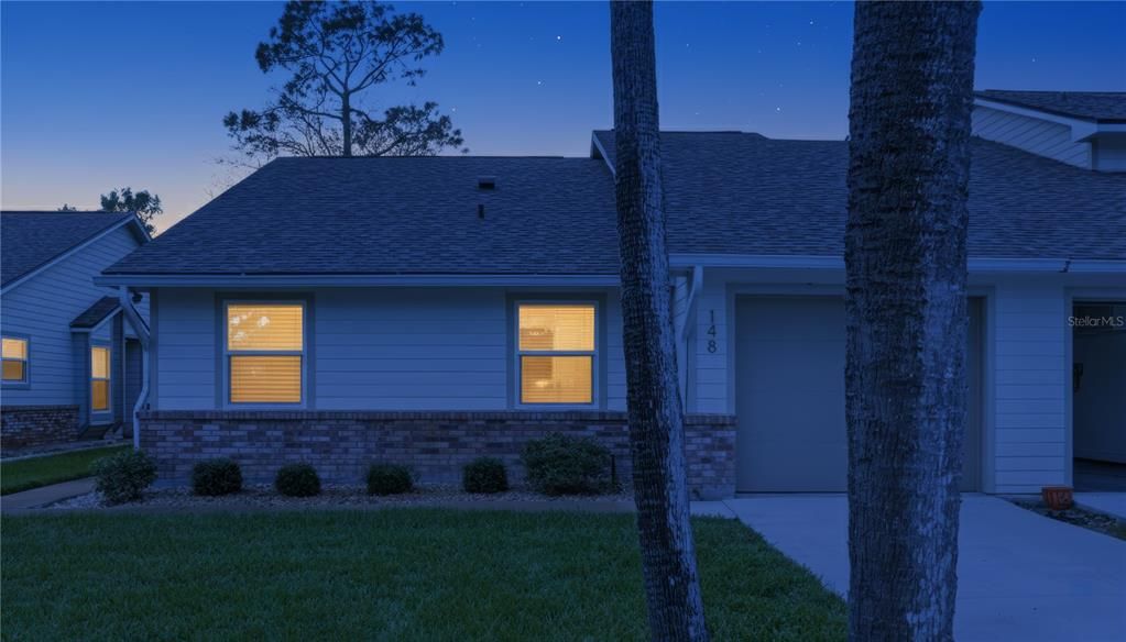 На продажу: $195,000 (2 спален, 2 ванн, 1189 Квадратных фут)