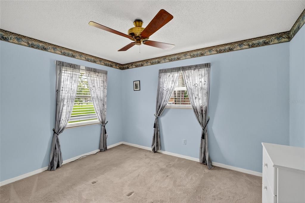 На продажу: $195,000 (2 спален, 2 ванн, 1189 Квадратных фут)