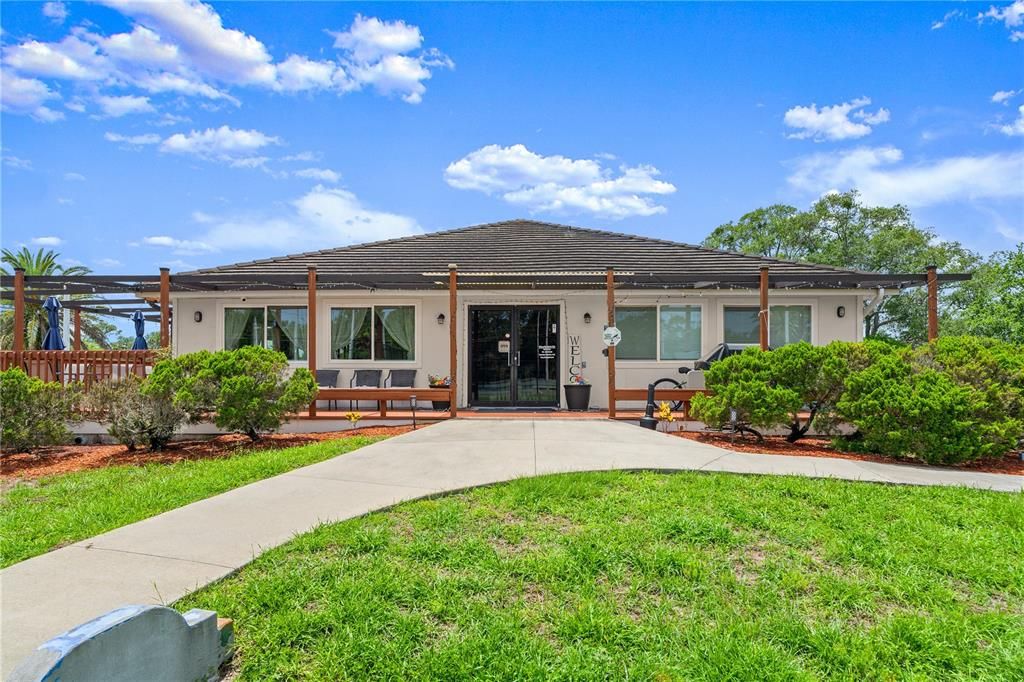 На продажу: $195,000 (2 спален, 2 ванн, 1189 Квадратных фут)