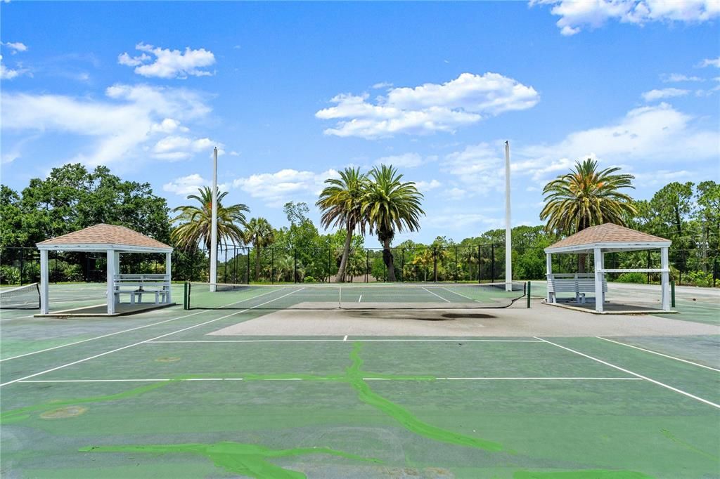 На продажу: $195,000 (2 спален, 2 ванн, 1189 Квадратных фут)