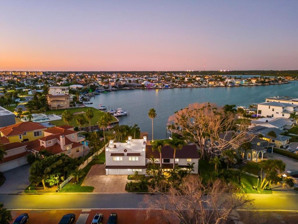 待售: $2,875,000 (5 贝兹, 4 浴室, 4480 平方英尺)