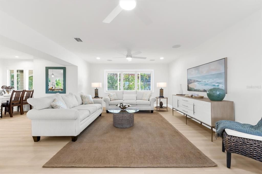 待售: $2,875,000 (5 贝兹, 4 浴室, 4480 平方英尺)