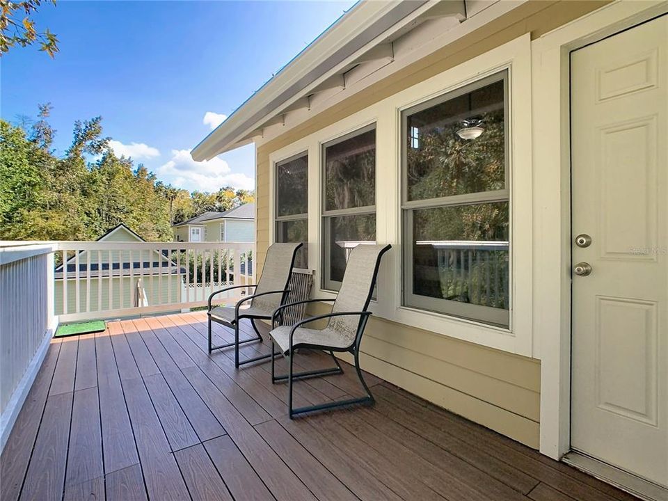 For Sale: $1,216,000 (6 beds, 3 baths, 2915 Square Feet)