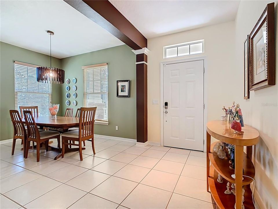 For Sale: $1,216,000 (6 beds, 3 baths, 2915 Square Feet)