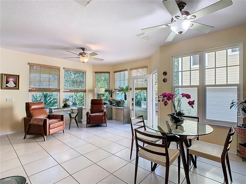 For Sale: $1,216,000 (6 beds, 3 baths, 2915 Square Feet)