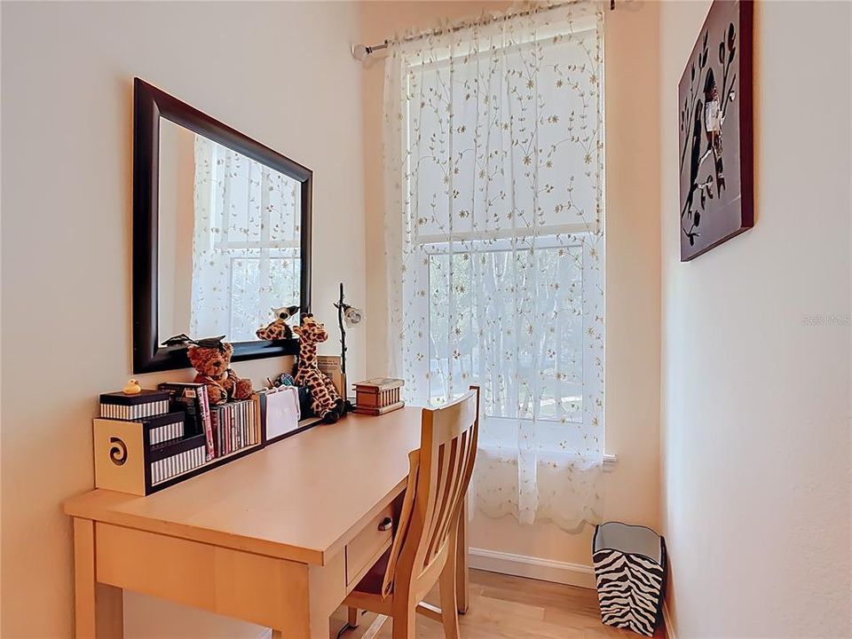 For Sale: $1,216,000 (6 beds, 3 baths, 2915 Square Feet)