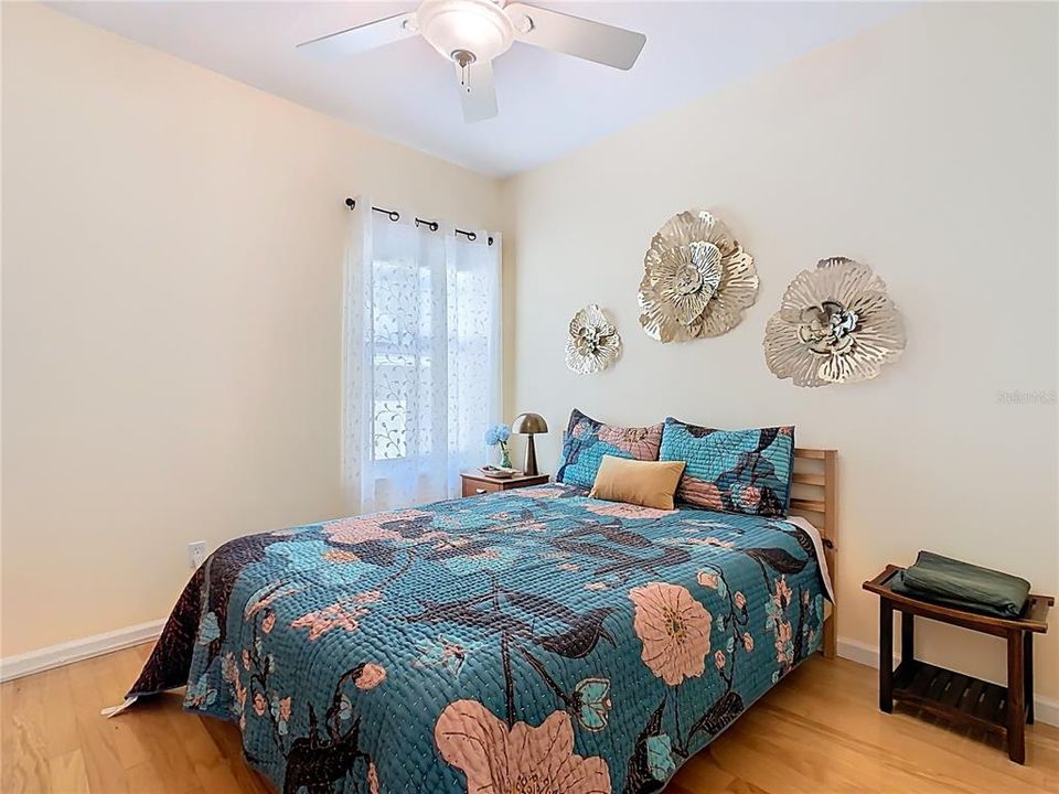 For Sale: $1,216,000 (6 beds, 3 baths, 2915 Square Feet)