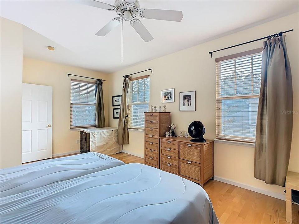 For Sale: $1,216,000 (6 beds, 3 baths, 2915 Square Feet)