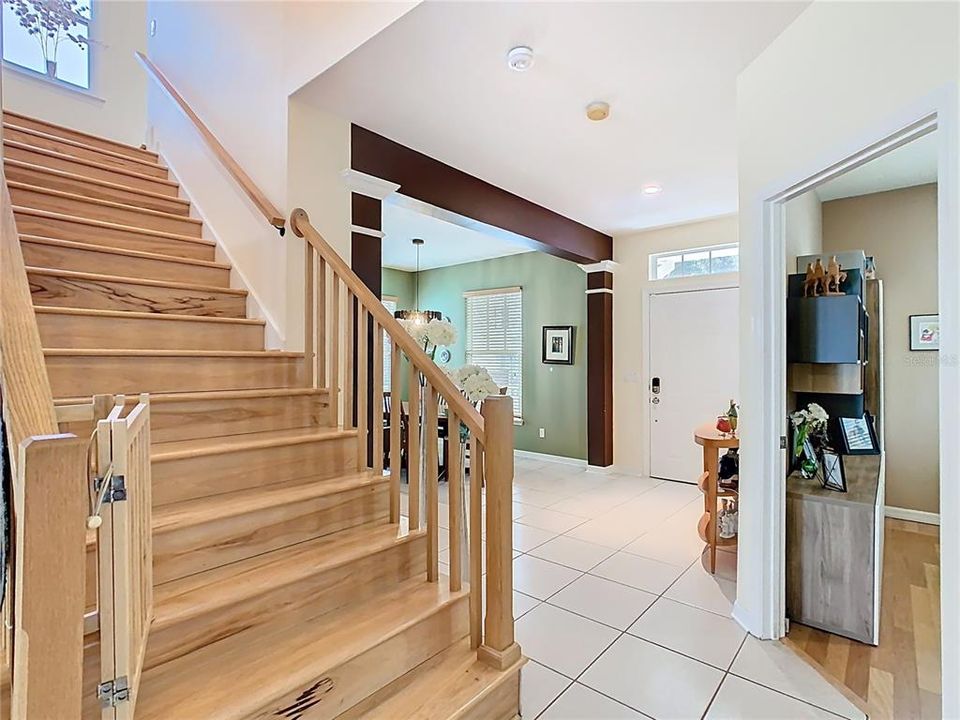 For Sale: $1,216,000 (6 beds, 3 baths, 2915 Square Feet)