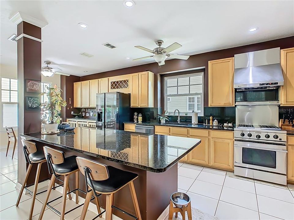 For Sale: $1,216,000 (6 beds, 3 baths, 2915 Square Feet)