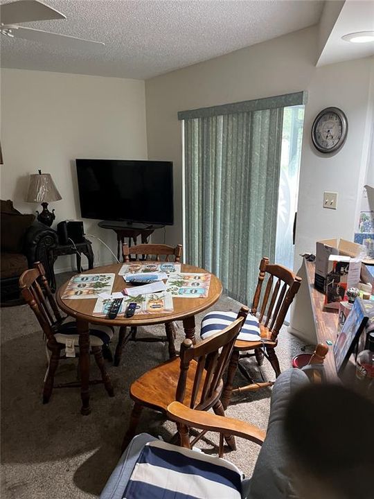 En Venta: $499,900 (4 camas, 2 baños, 1731 Pies cuadrados)