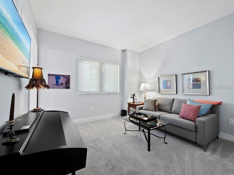 Active With Contract: $1,975,000 (2 beds, 2 baths, 1810 Square Feet)