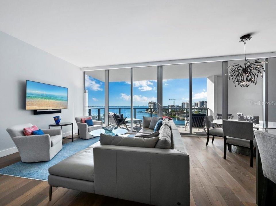 Active With Contract: $1,975,000 (2 beds, 2 baths, 1810 Square Feet)