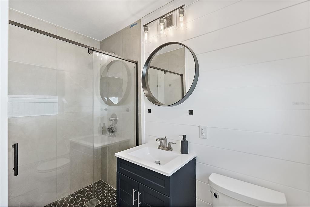 В аренду: $4,300 (2 спален, 2 ванн, 1292 Квадратных фут)