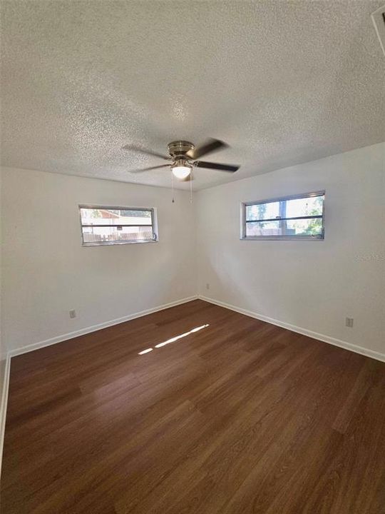 出租: $1,550 (2 贝兹, 2 浴室, 1652 平方英尺)