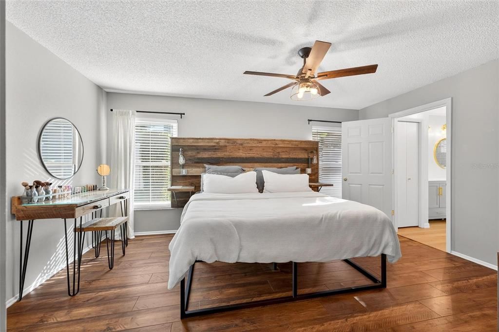 For Sale: $370,000 (3 beds, 2 baths, 1791 Square Feet)