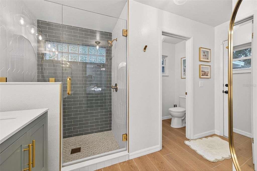 For Sale: $370,000 (3 beds, 2 baths, 1791 Square Feet)