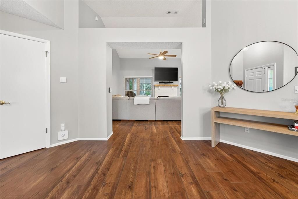 For Sale: $370,000 (3 beds, 2 baths, 1791 Square Feet)